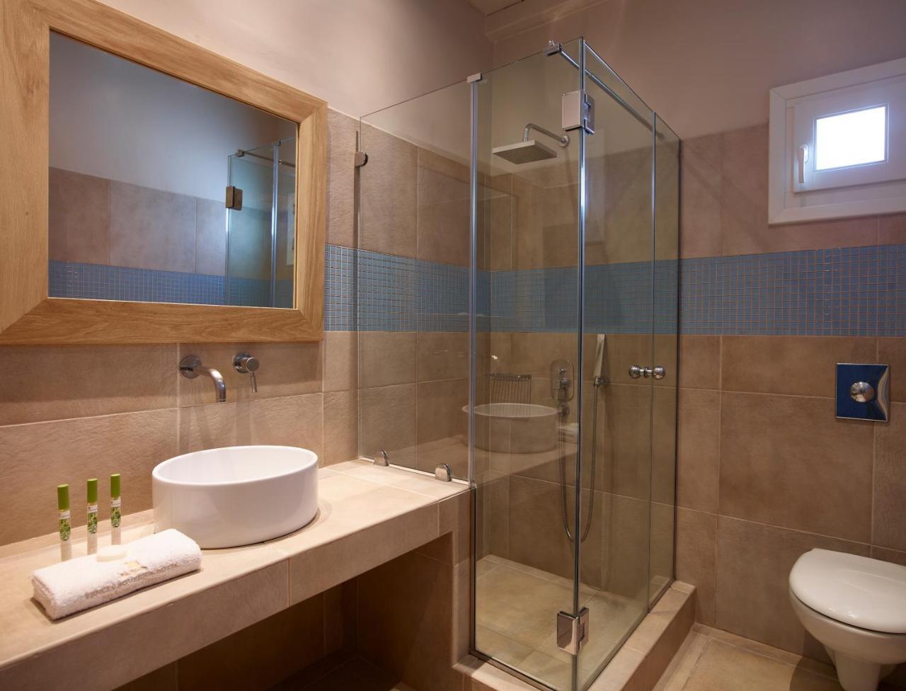 Quarto Duplo ou Twin Standard com Vista do Exterior do Hotel