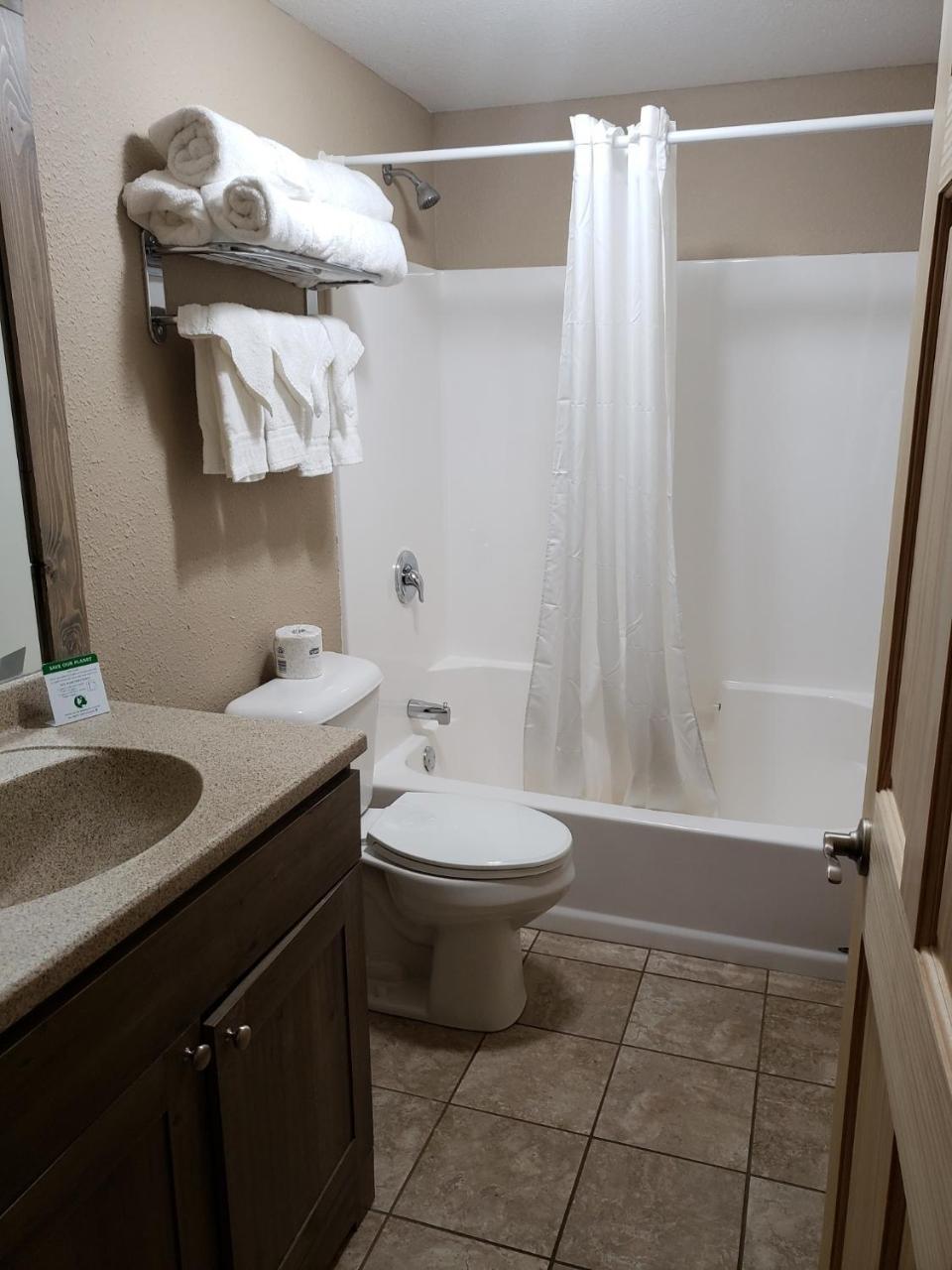 Standard Queen Room,799075776:JPEG