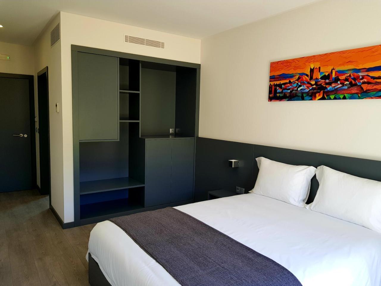 Quarto Duplo