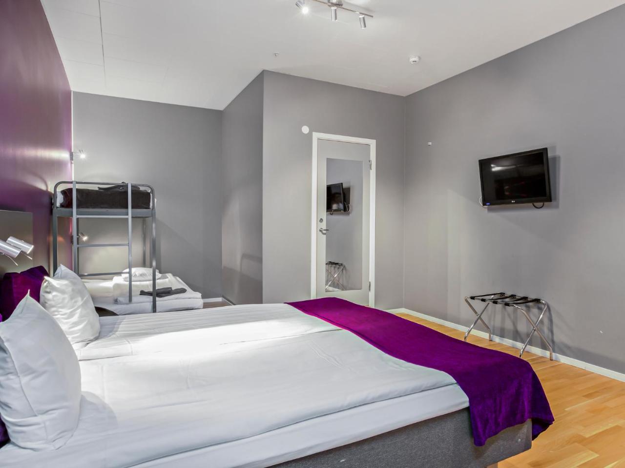 Quarto Familiar sem Janelas