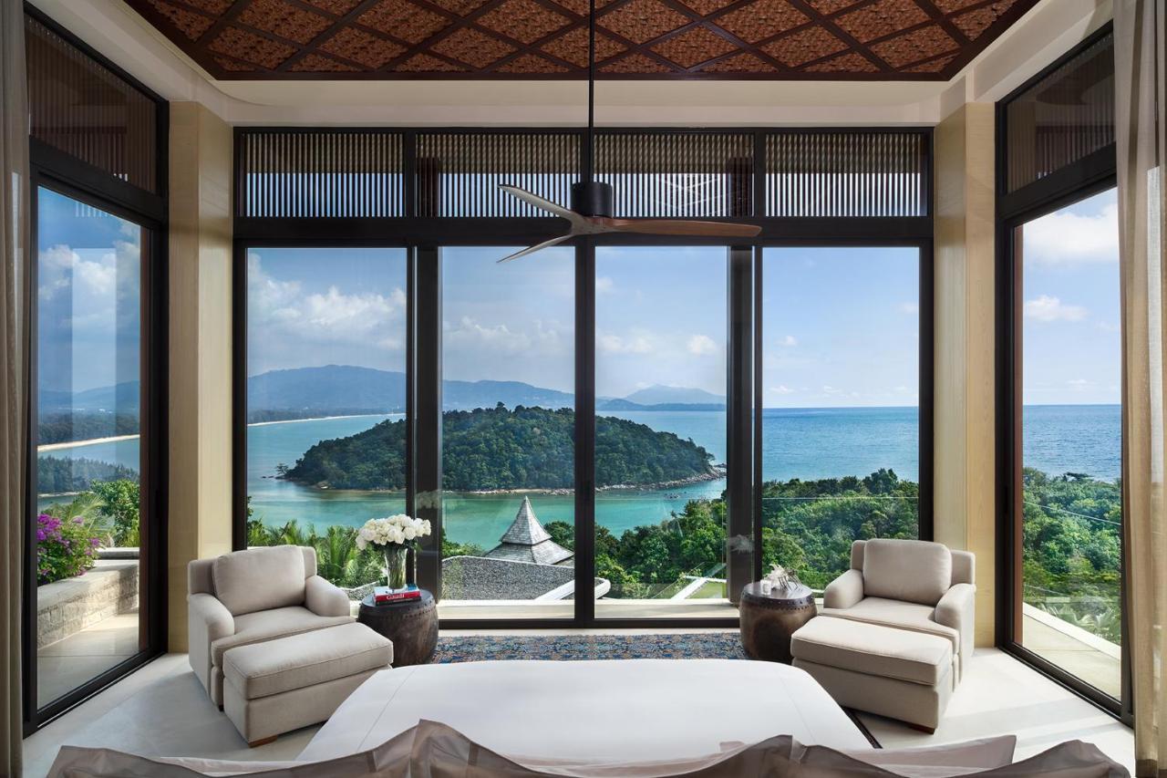 Three-Bedroom Sea View Residence