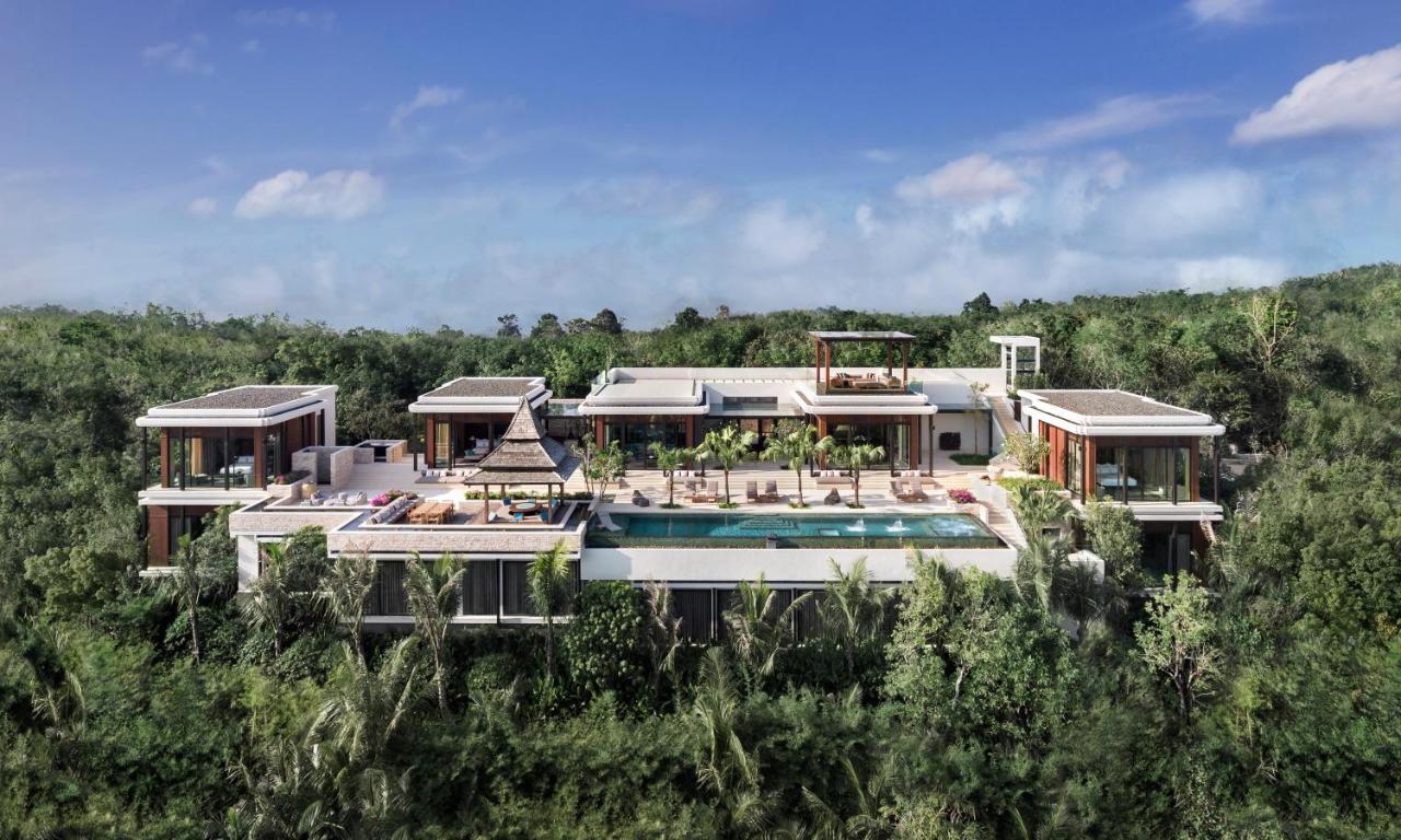 Three-Bedroom Sea View Residence