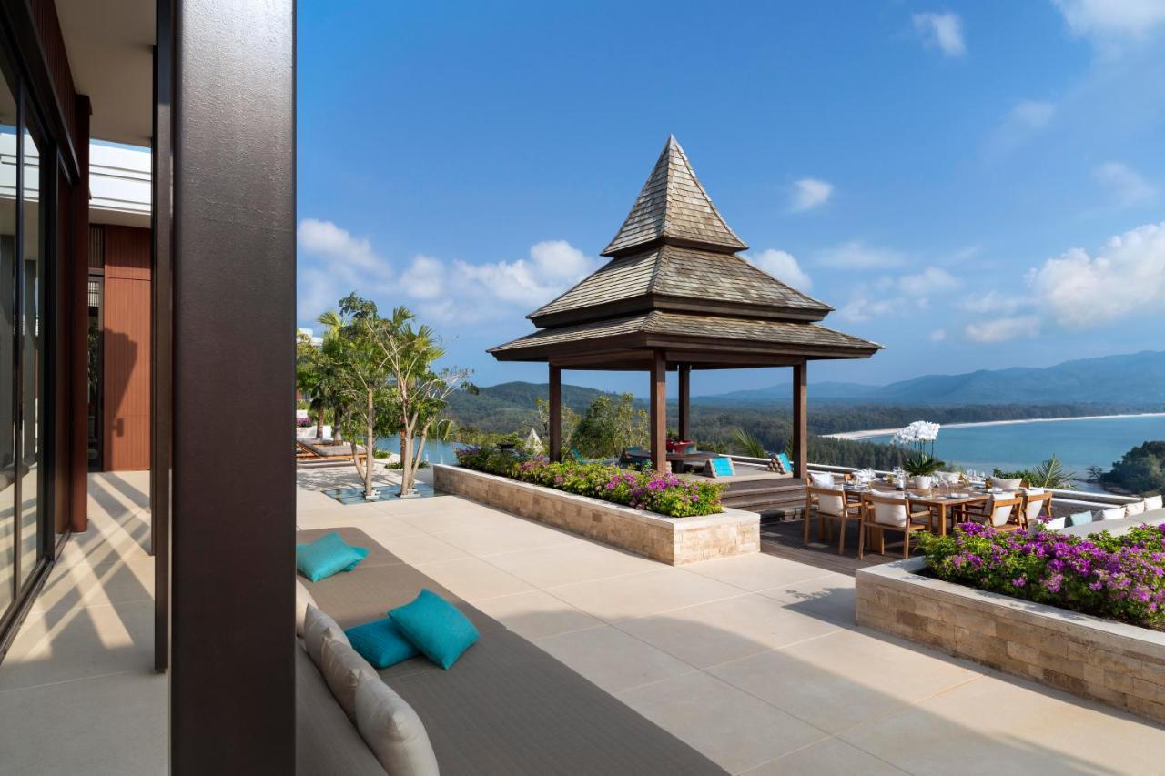 Three-Bedroom Sea View Residence