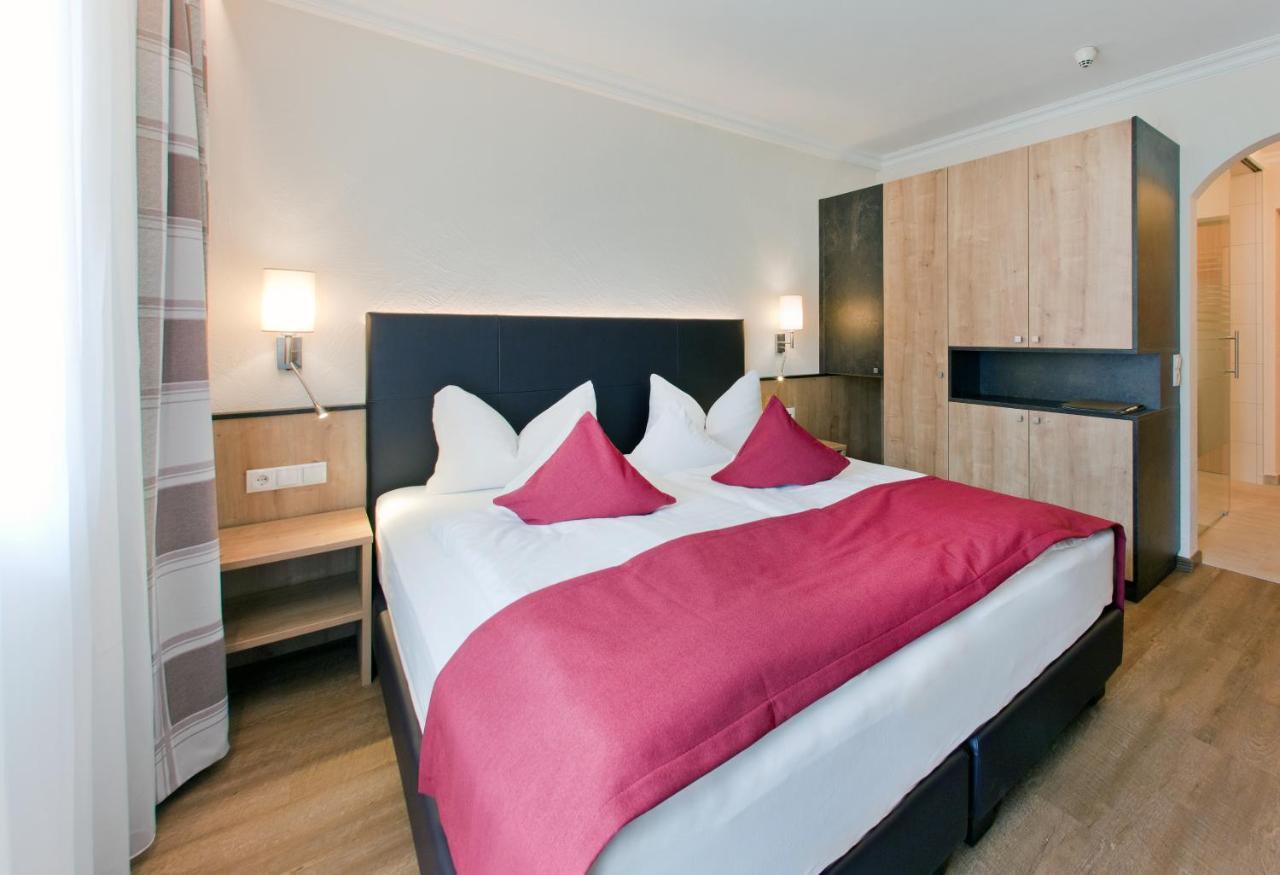 Standard Double Room,733170220:JPEG