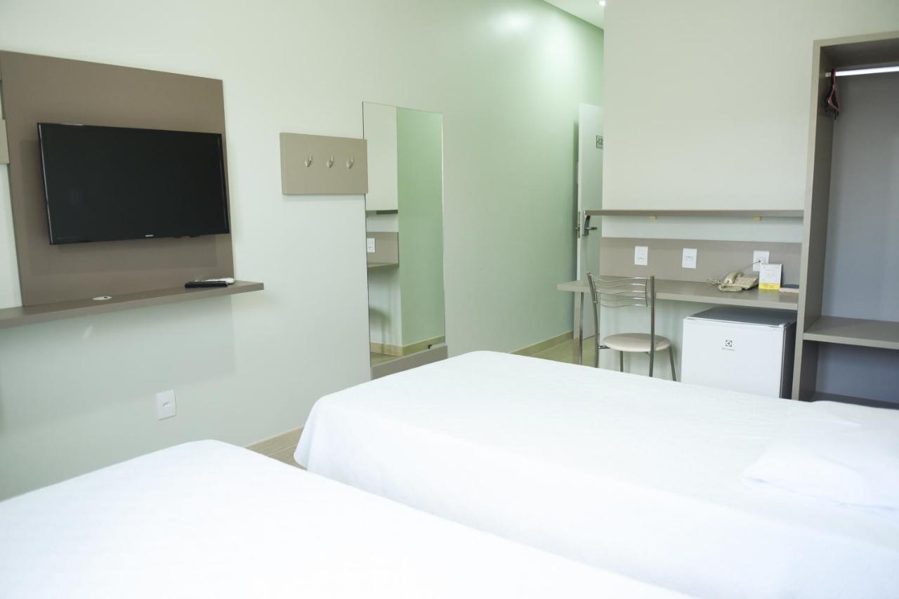 Quarto Deluxe com 2 Camas de Solteiro