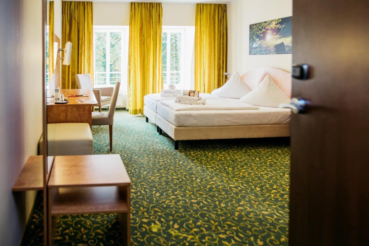 Double Room with Garden View,737797216:JPEG