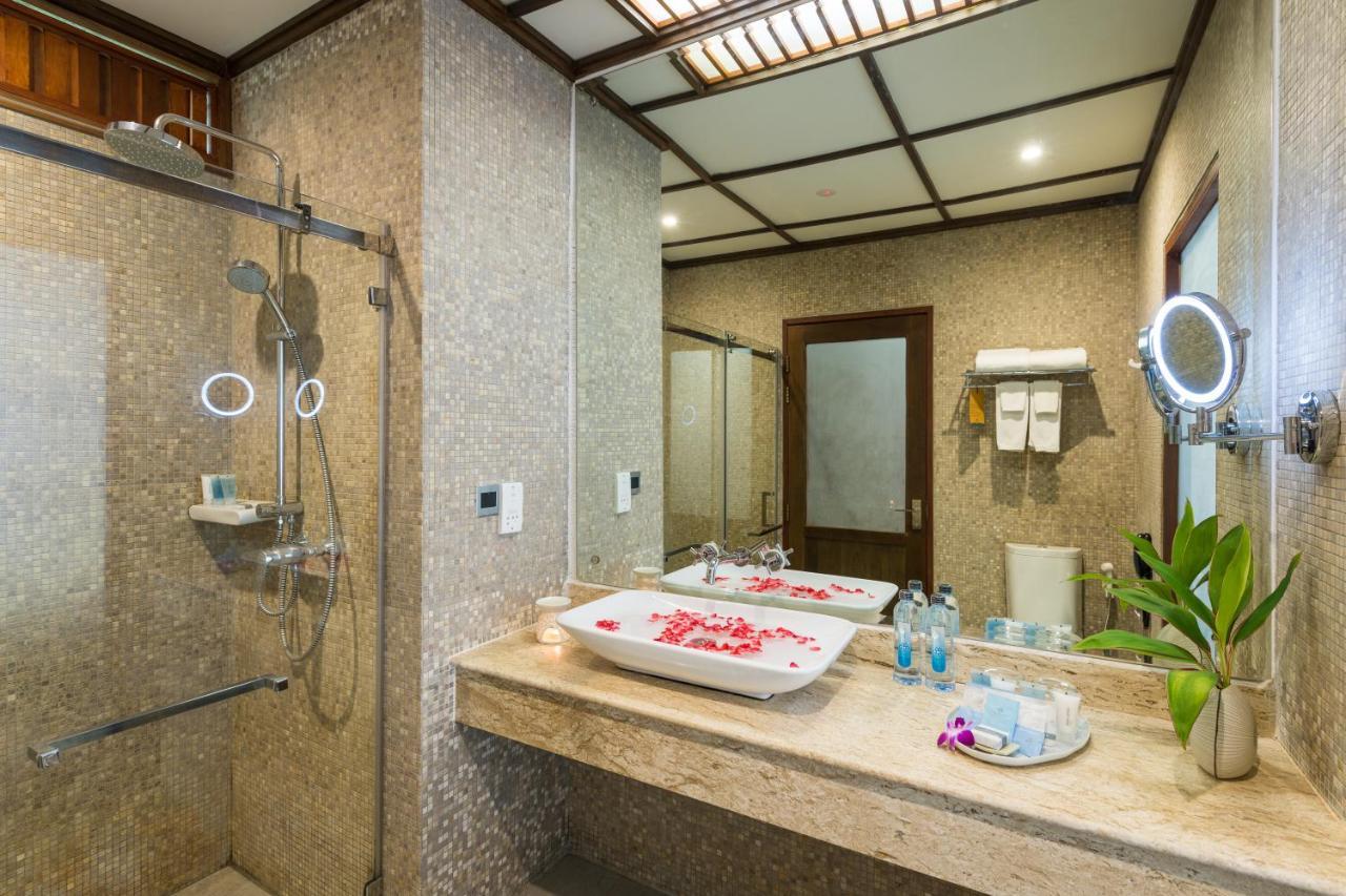 Deluxe Double or Twin Room Adults Only