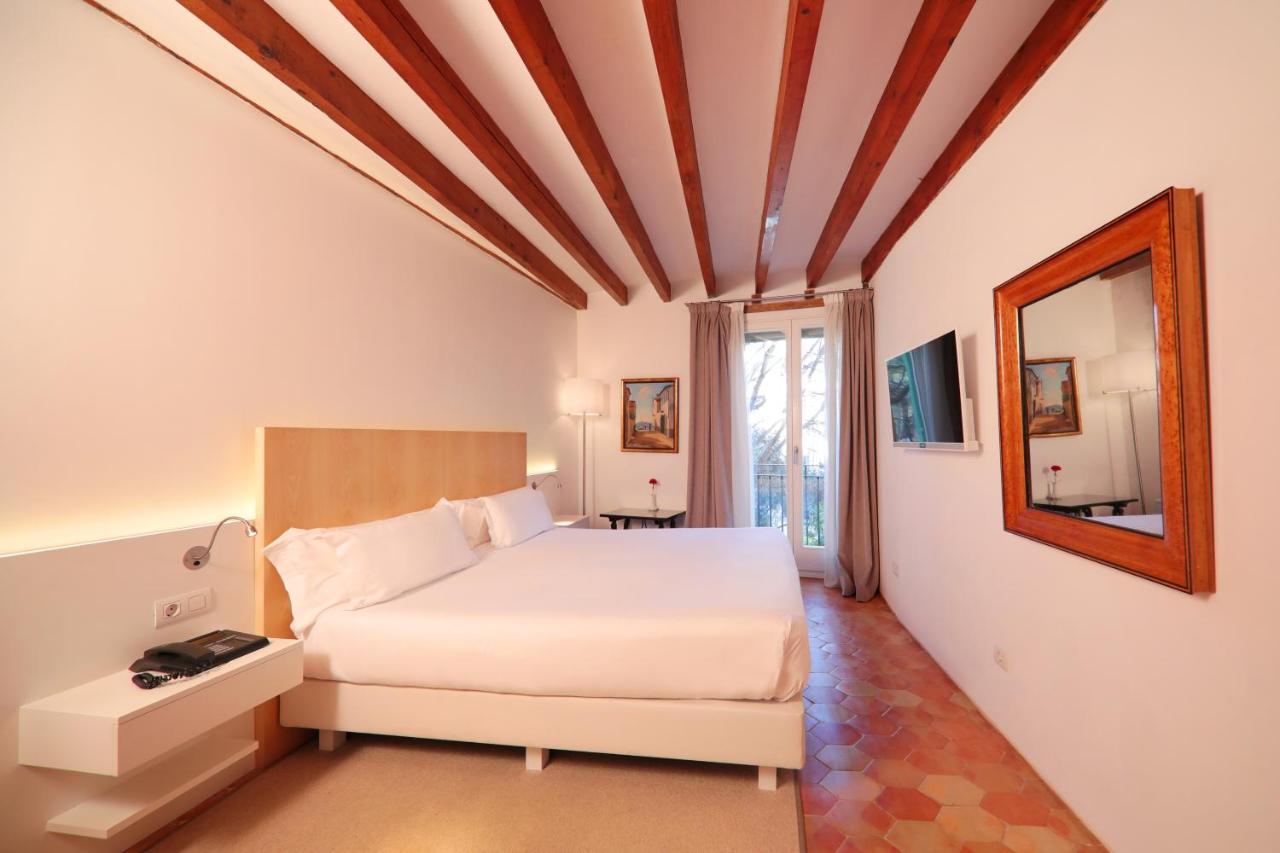 Double Room,699323340:JPEG
