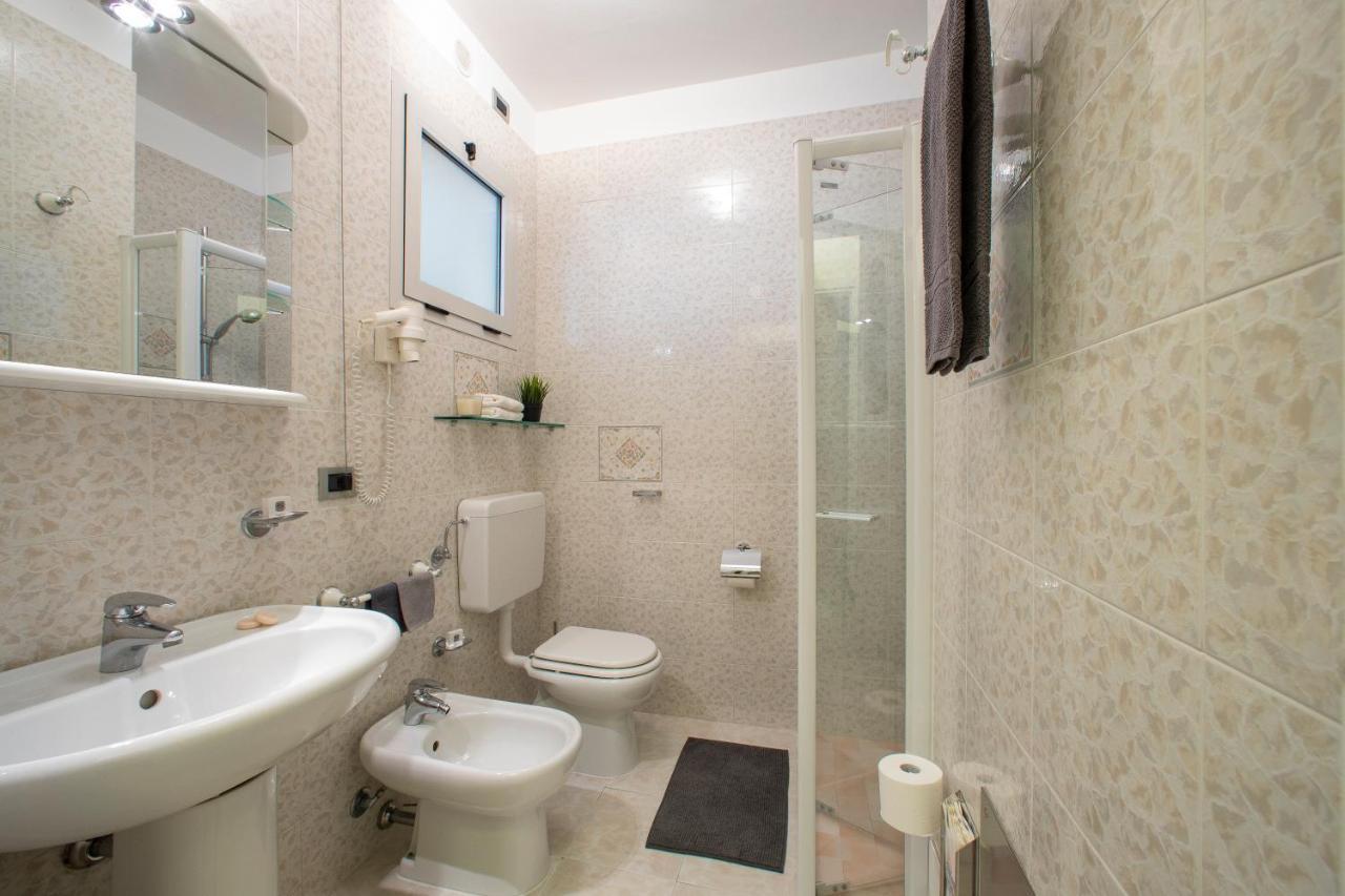 One-Bedroom Apartment (4 Adults),1649026803:JPEG