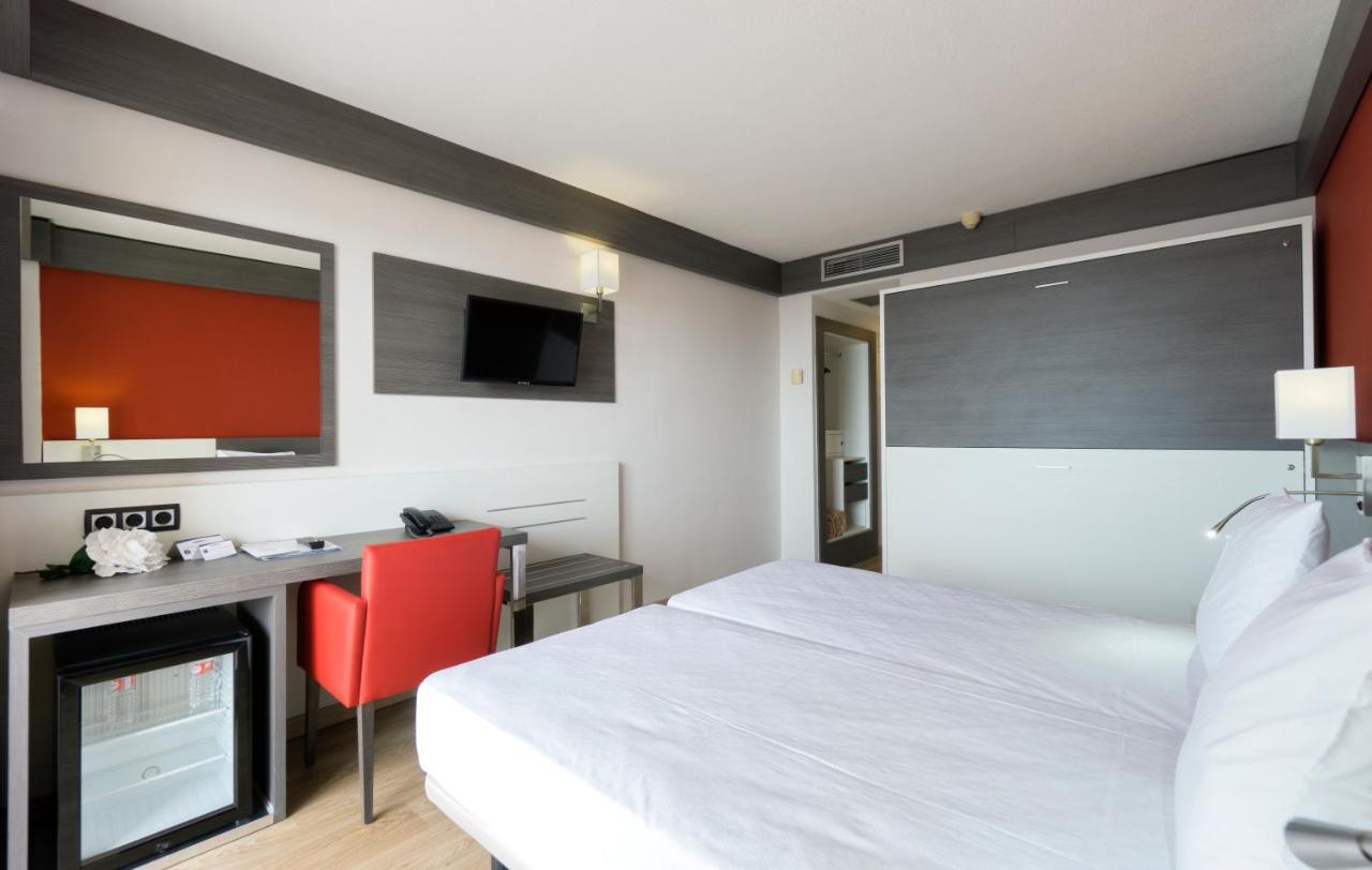 Family Room with Balcony and Pool View (3 Adults + 1Child)