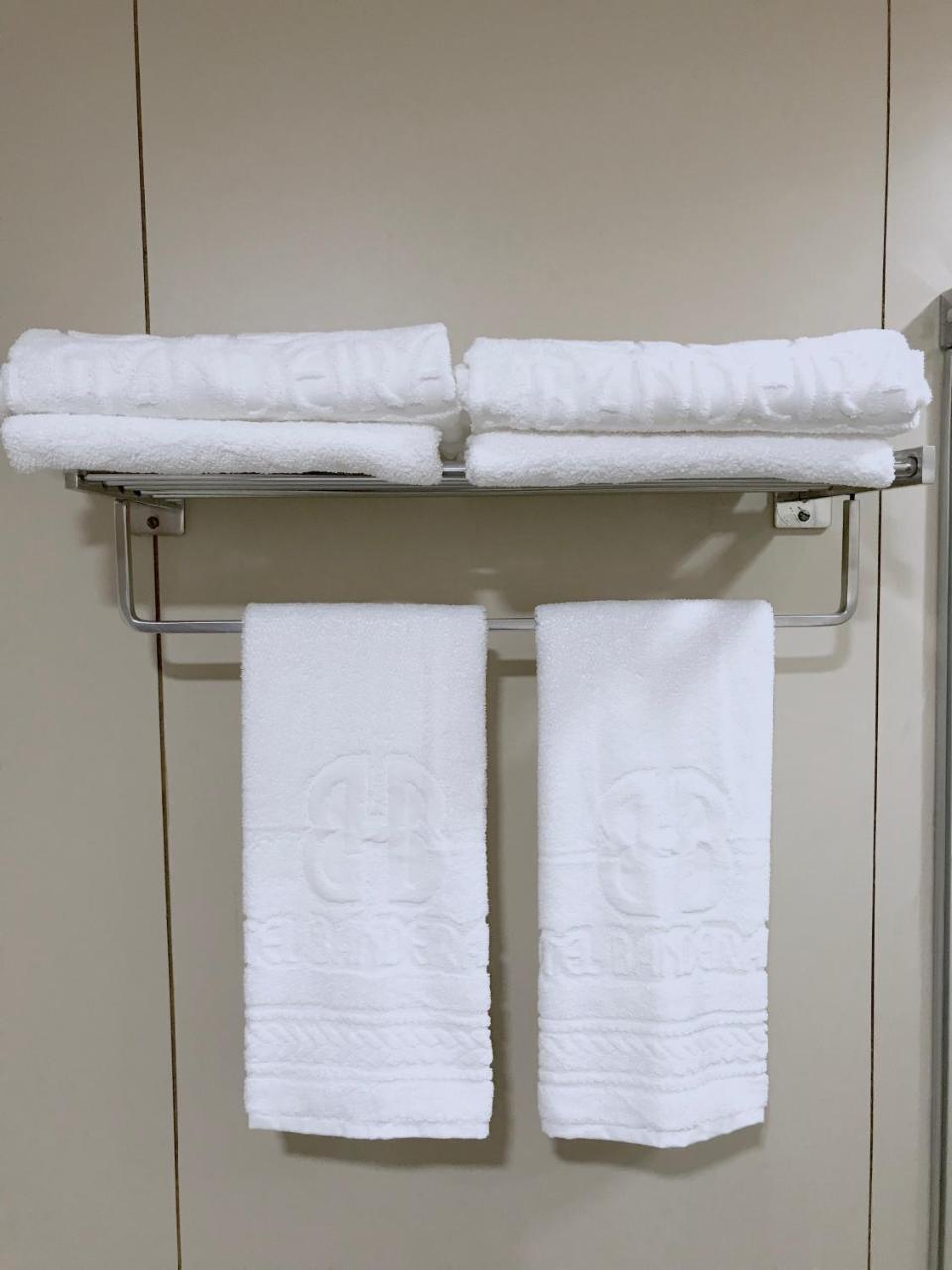 Standard Twin Room,749625107:JPEG