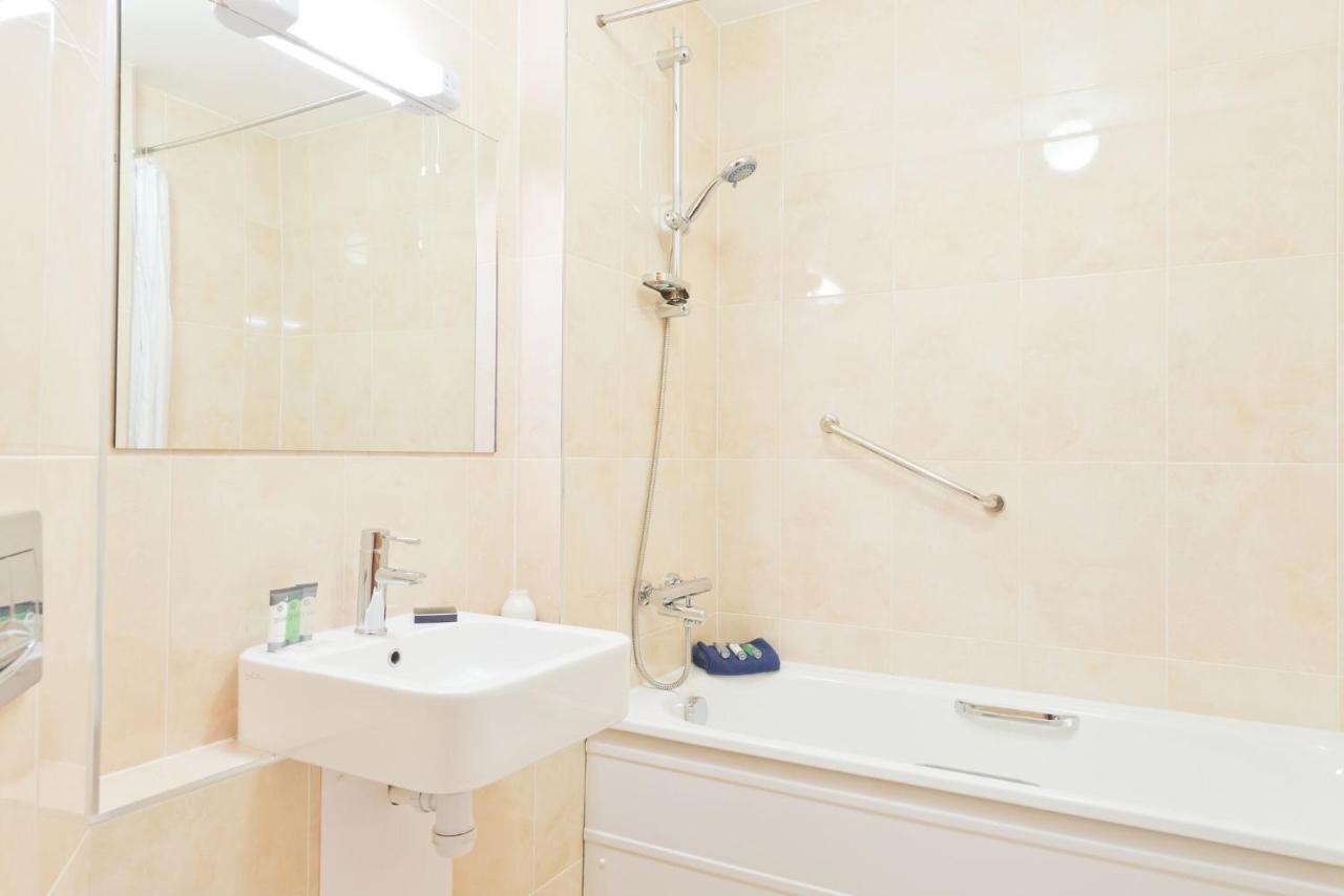 Apartamento com 1 Quarto