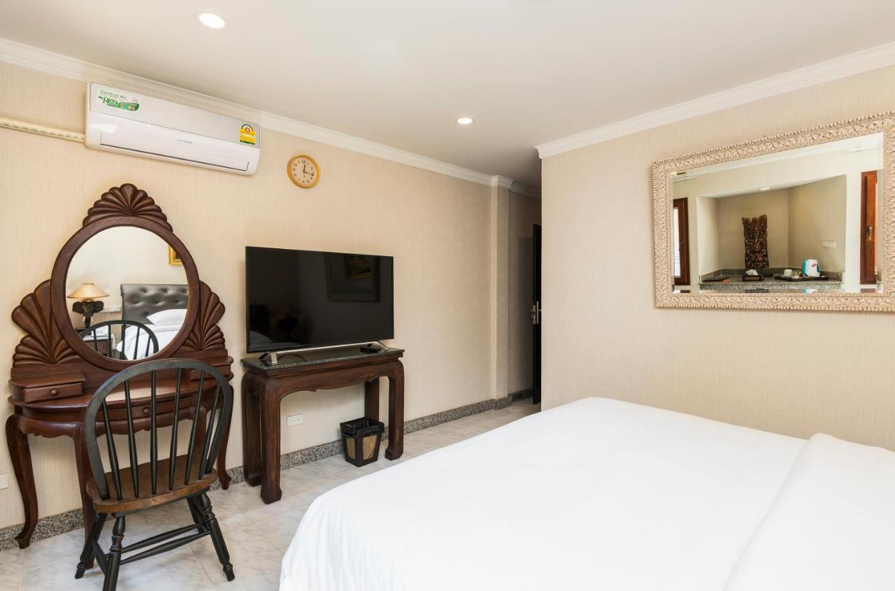Superior King Room