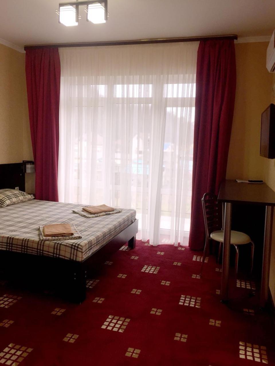 Double Room with Lake View,857160158:JPEG