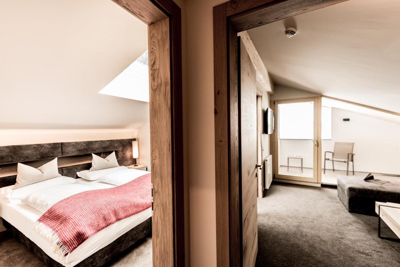 Junior Suite with Balcony,768961678:JPEG