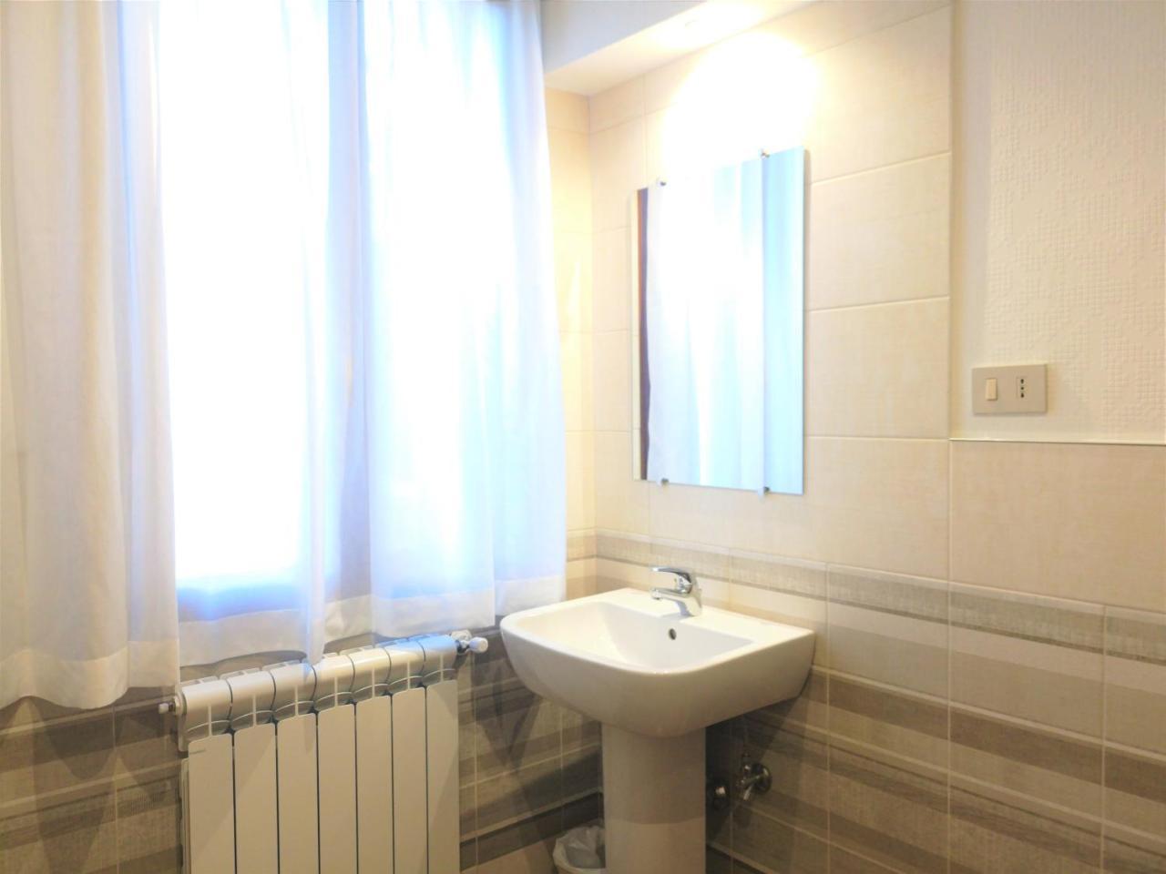 Doppelzimmer mit Gemeinschaftsbad