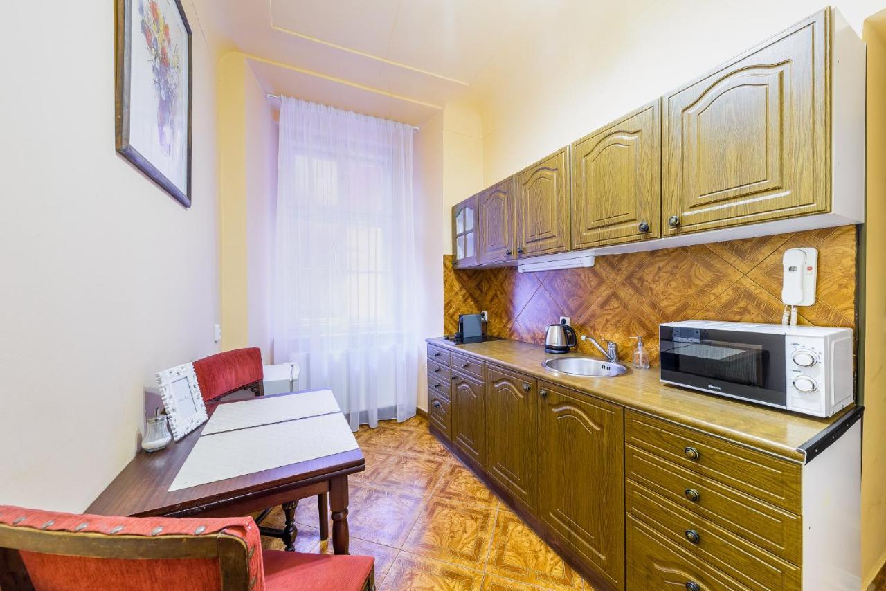 Standard Suite