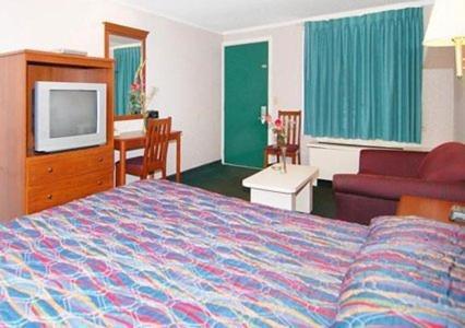 King Room - Non-Smoking