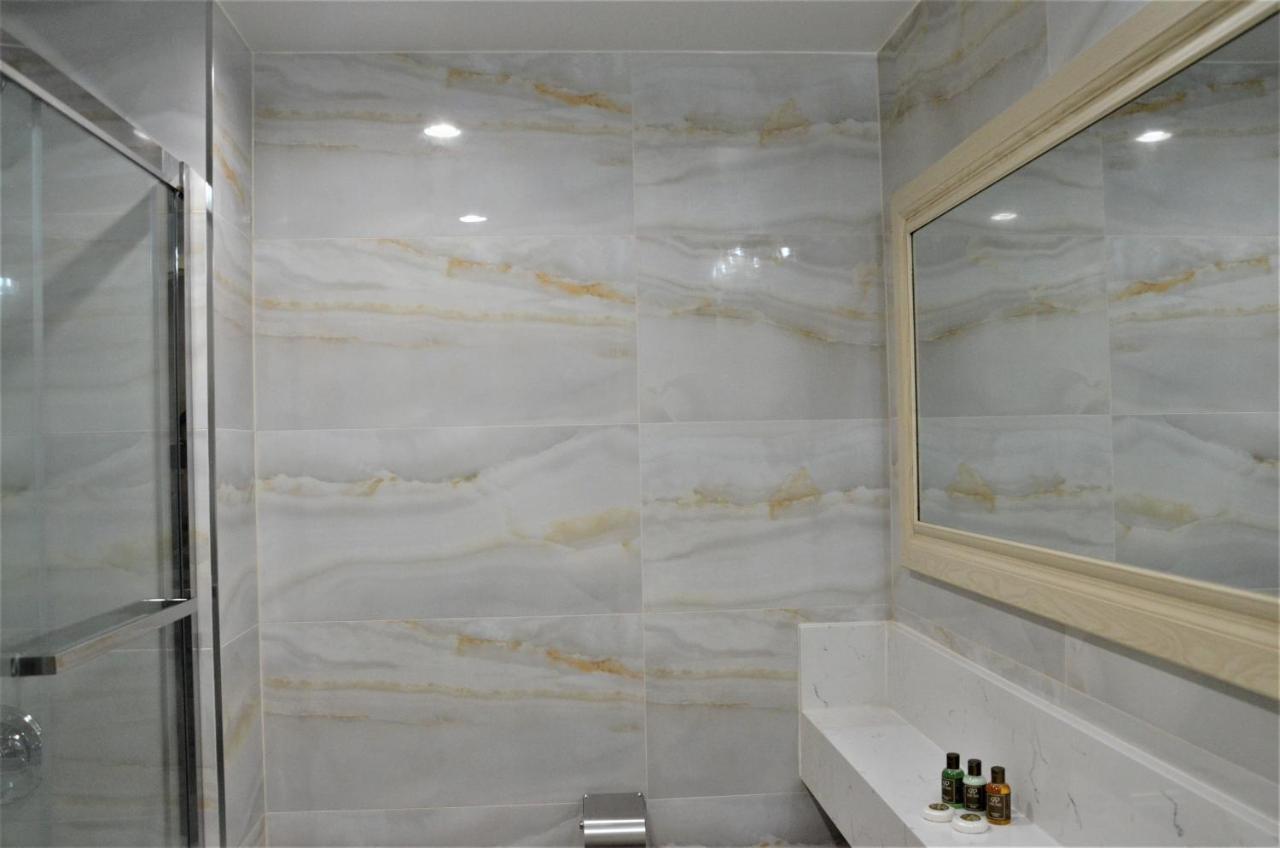 Quarto King Standard