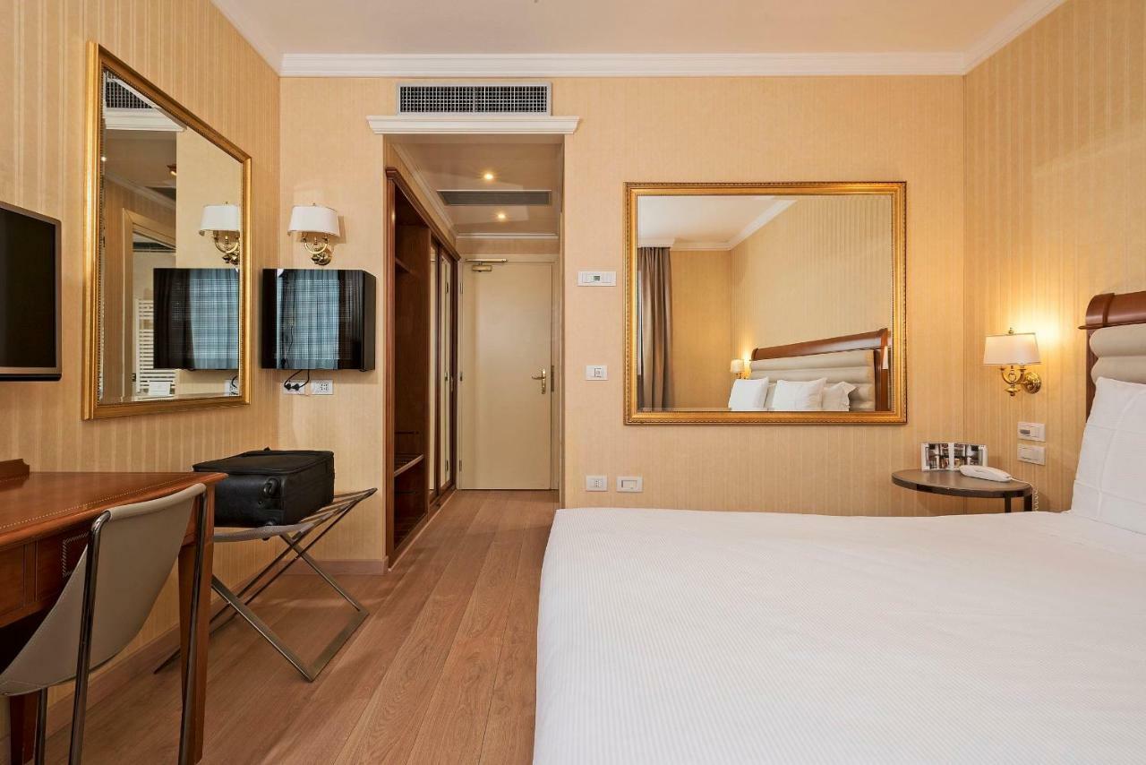 Standard Double Room,779604504:JPEG