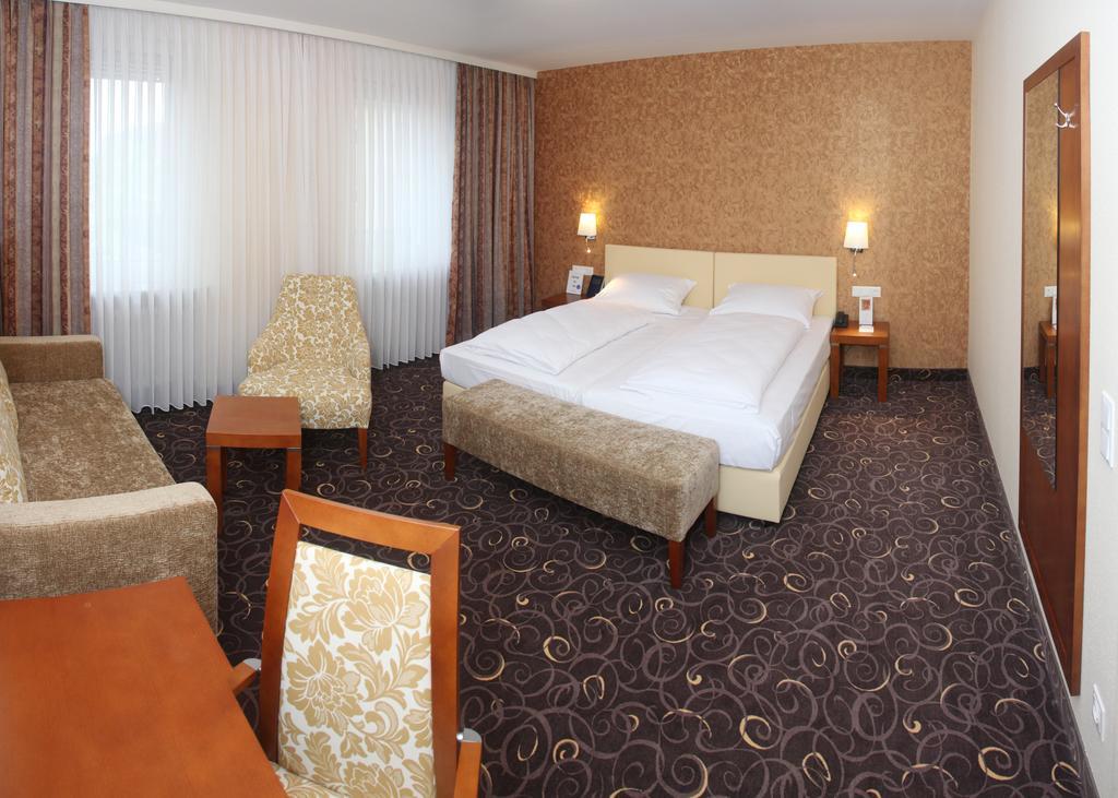 Doppelzimmer mit Stadtblick