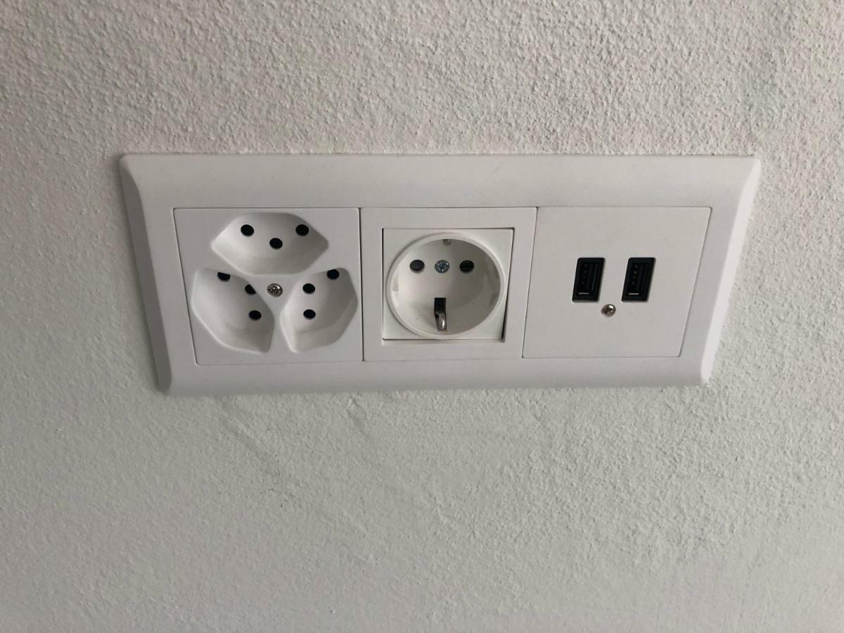 Standard Double or Twin Room,1205127421:JPEG