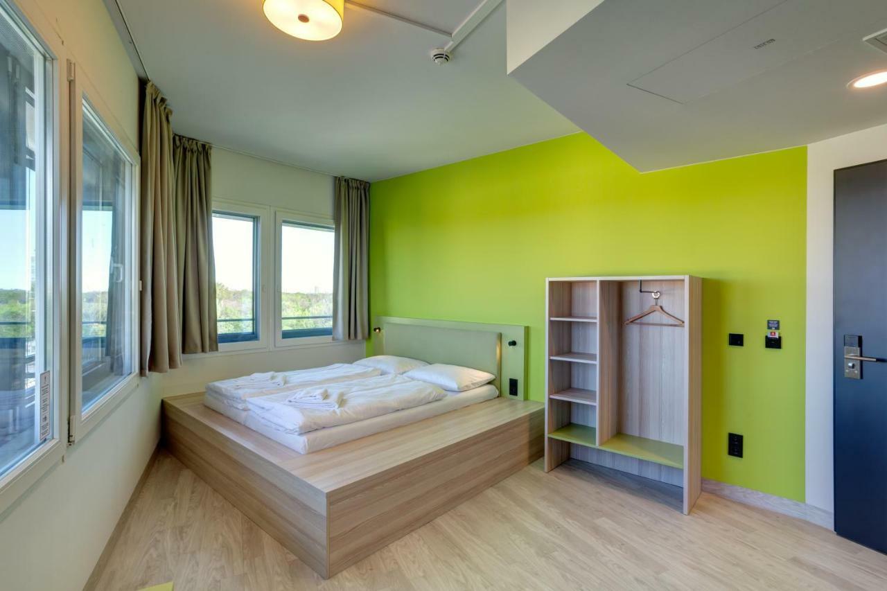 Double Room for Single Use,791837193:JPEG