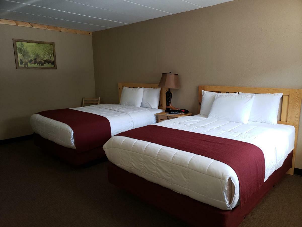 Queen Room,799075869:JPEG
