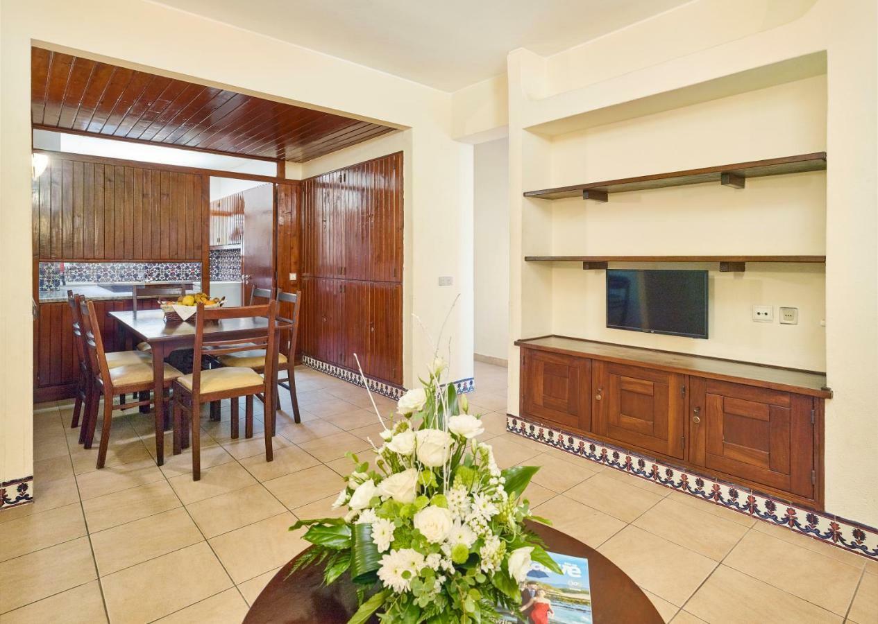 Apartamento com 2 Quartos (6 Adultos)