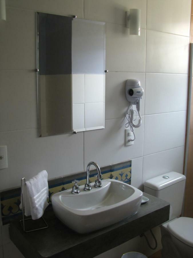 Quarto Standard com Cama de Casal ou 2 de Solteiro e Varanda