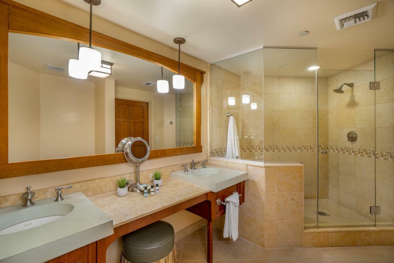 Trailside Room