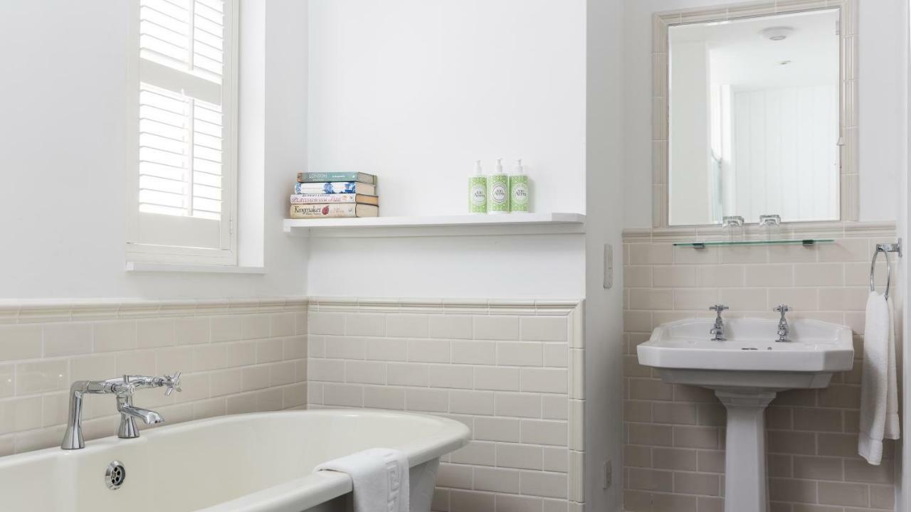 Chambre Double avec Baignoire et Douche