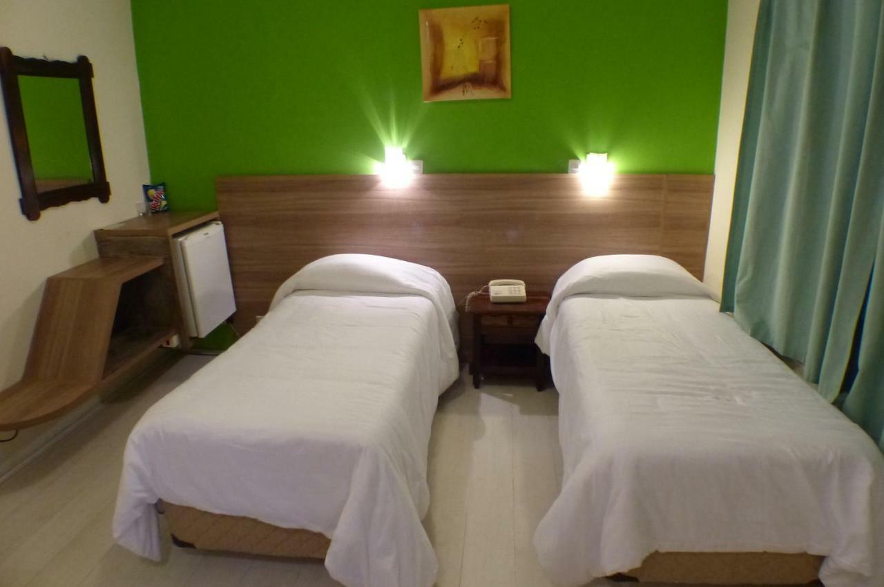 Standard Twin Room,815539109:JPEG