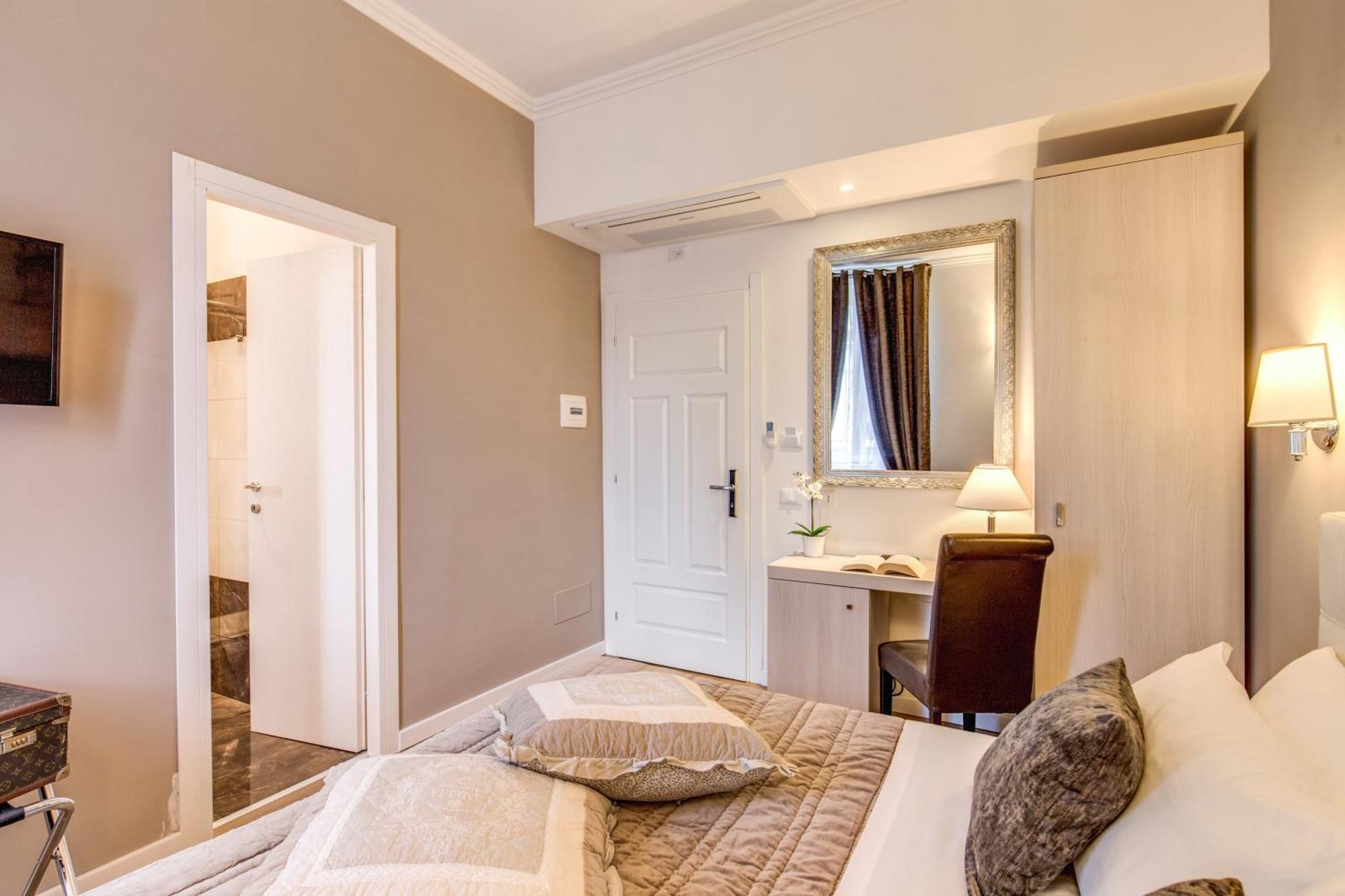 Double Room,823051325:JPEG