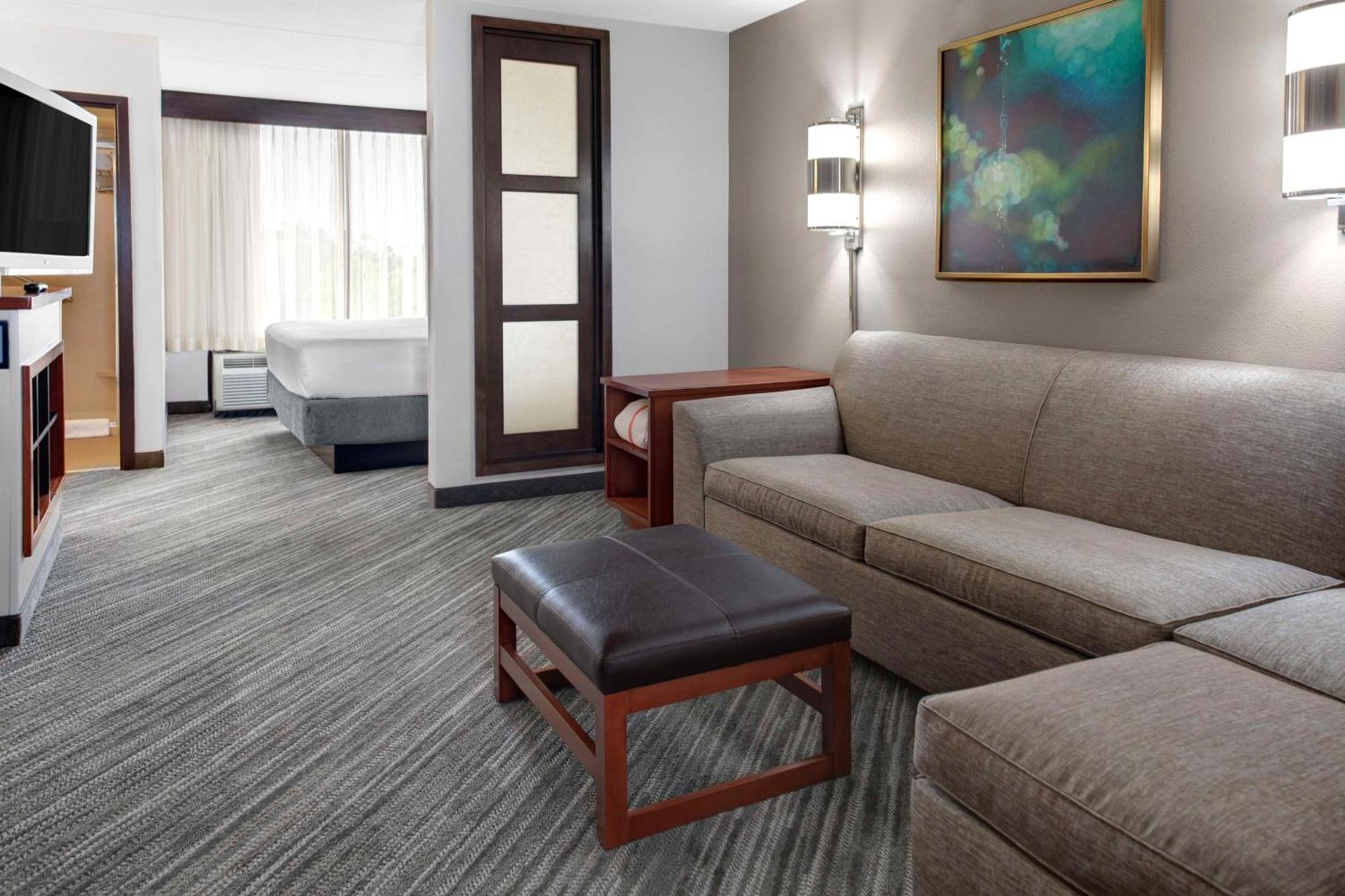 King Room with Accessible Shower - Disability Access