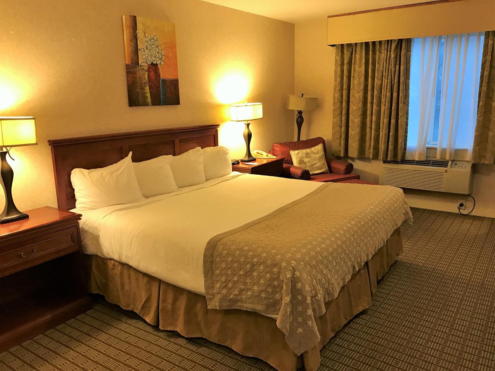 Queen Room - Disability Access - Non-Smoking