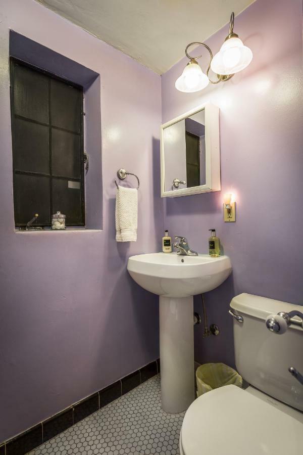 One-Bedroom Cottage