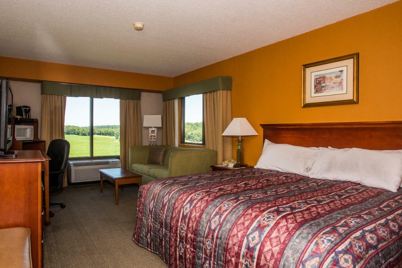 King Room with Mountain View - Non-Smoking