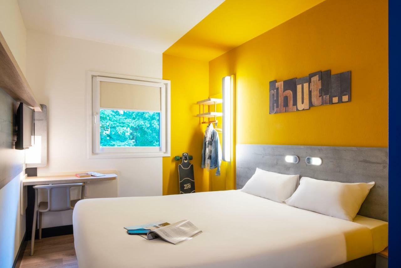 Standard Double Room,834144107:JPEG