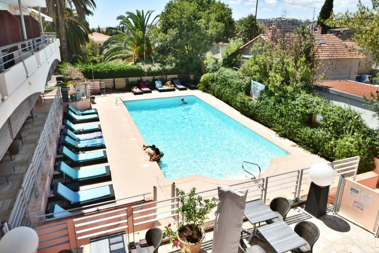 Studio - Vue sur Piscine