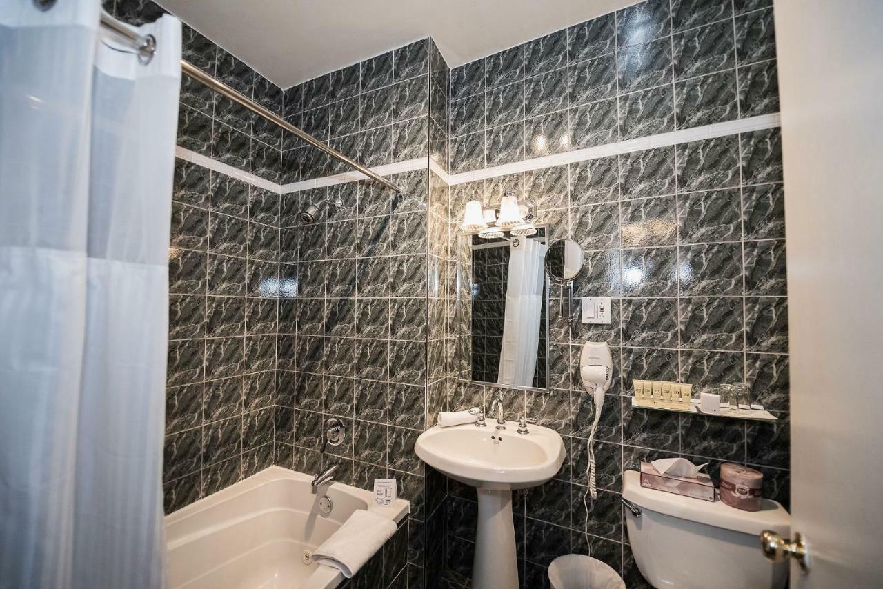 Quarto Superior com 2 Camas de Solteiro