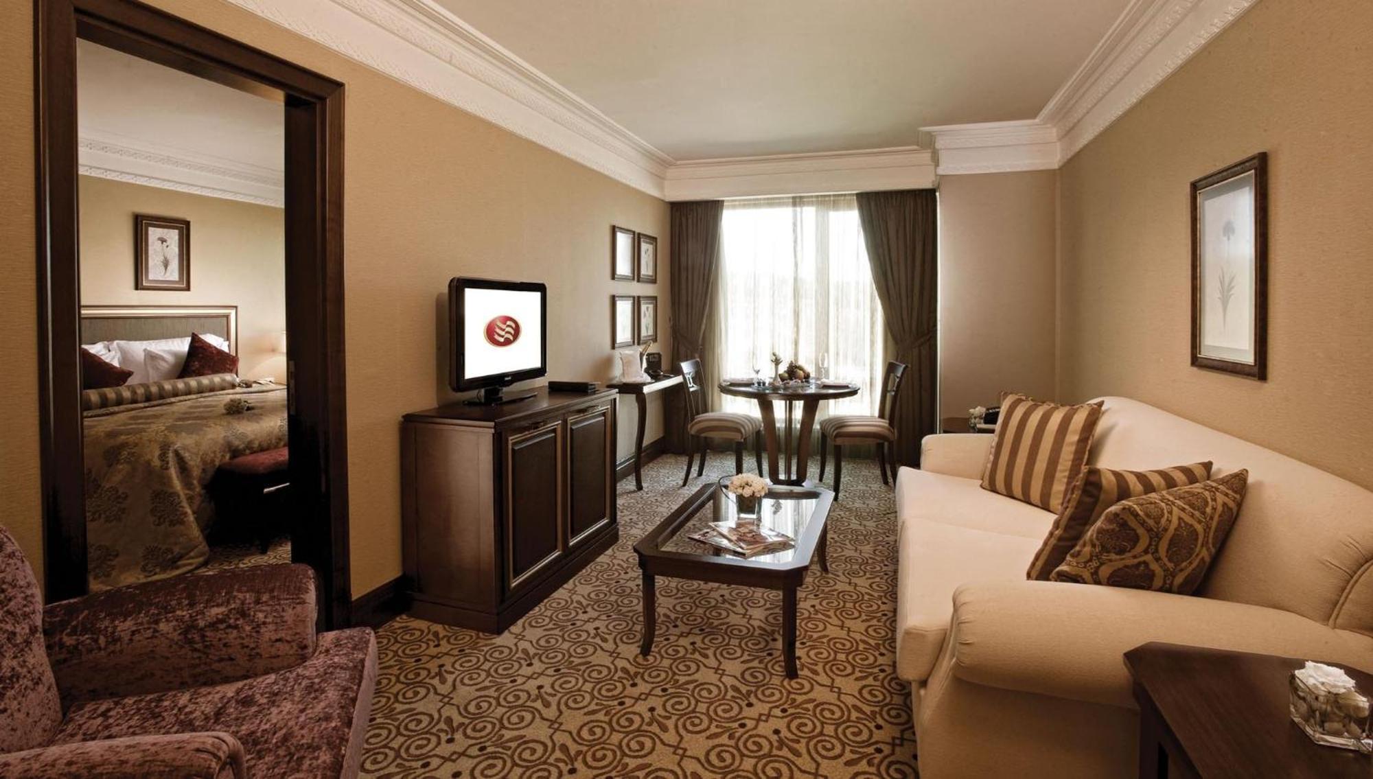 Suite Spa Bath Club Lounge Access,1274922982:JPEG