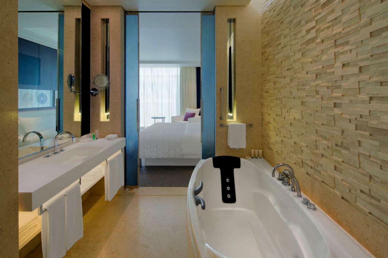 Chambre Lits Jumeaux Le Royal Club, Chambre Plus Spacieuse - Accès au Salon Exécutif