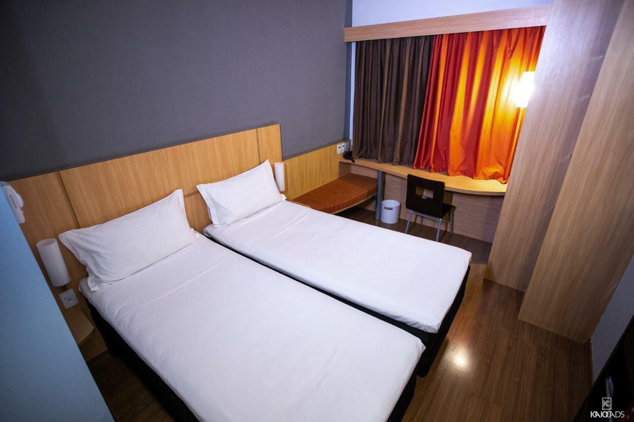 Quarto Standard com 2 Camas de Solteiro