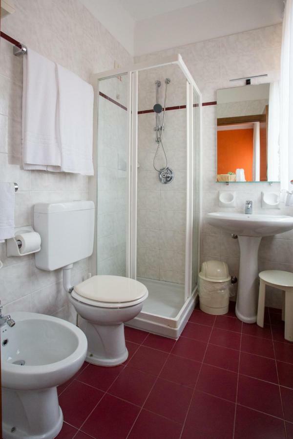 Double Room,847459526:JPEG