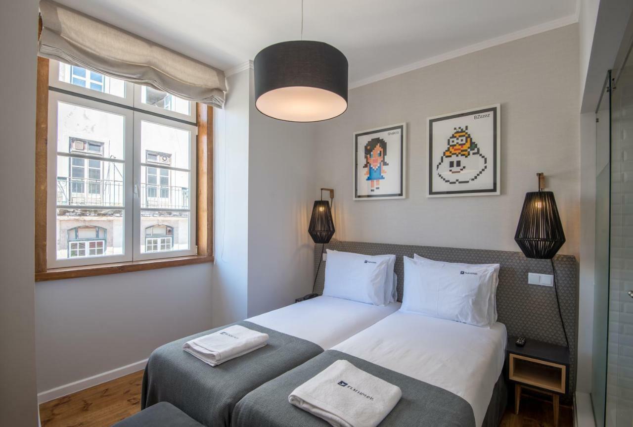 Quarto com 2 Camas de Solteiro