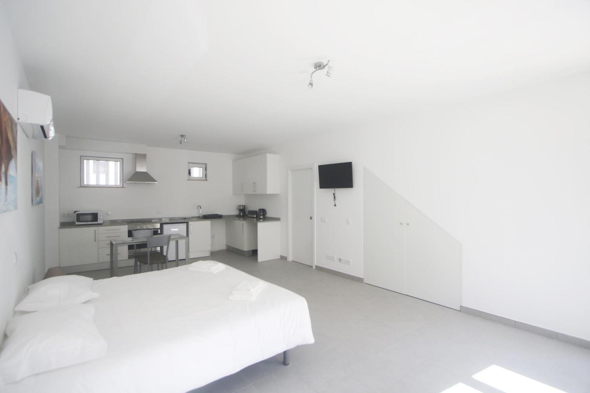 Doppel-/Zweibettzimmer mit eigenem Bad