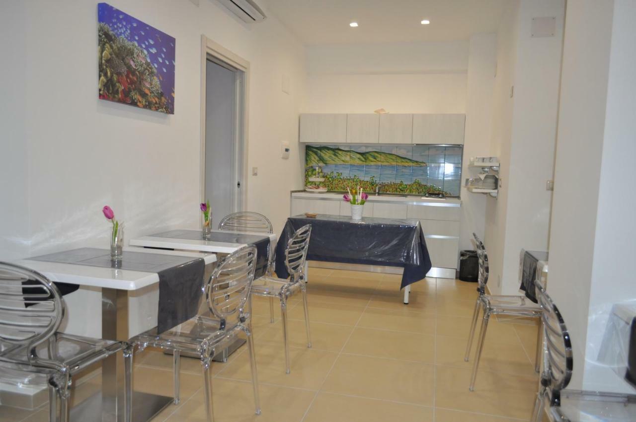 Standard Double Room,879836210:JPEG