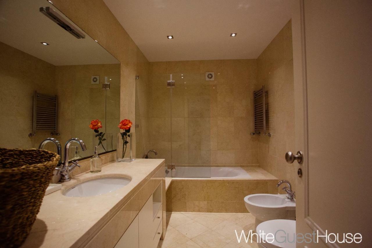 Quarto Familiar com Casa de Banho Privativa