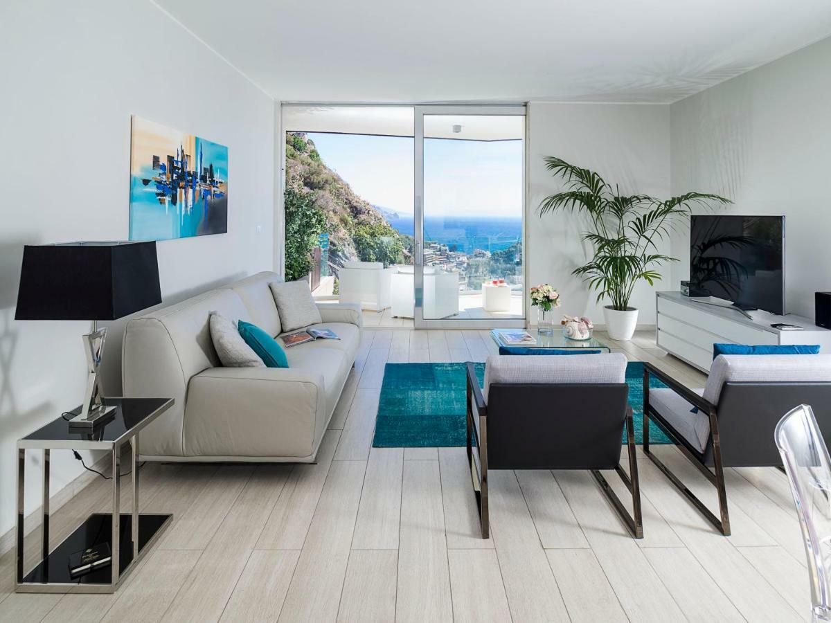 Apartment with Terrace,852049079:JPEG